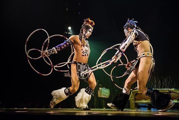 Totem - Cirque du Soleil Totem - Cirque du Soleil