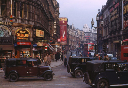 Les théâtres du West End : architecture et histoire, au-delà de la scène